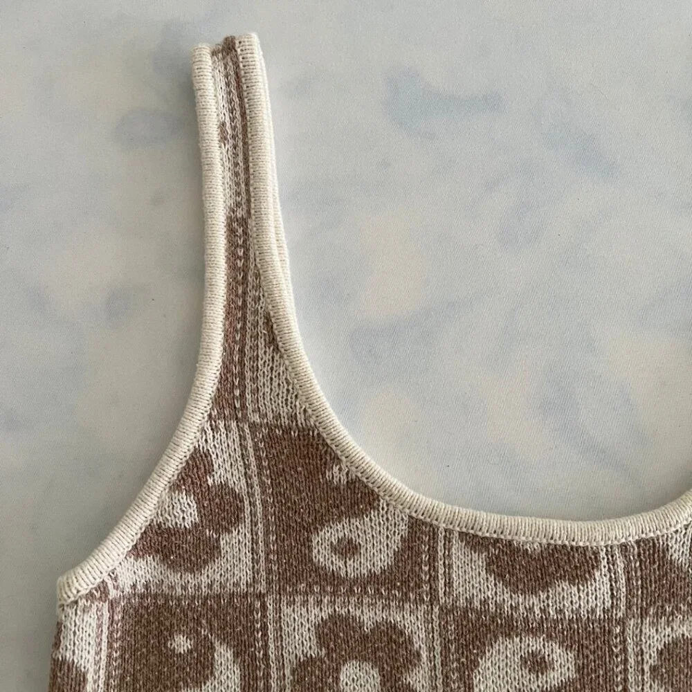 American Eagle Retro Flower Knit Cropped Tank Top - Picture 4 of 6